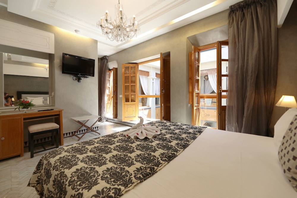 Riad L Etoile D Orient 14/75