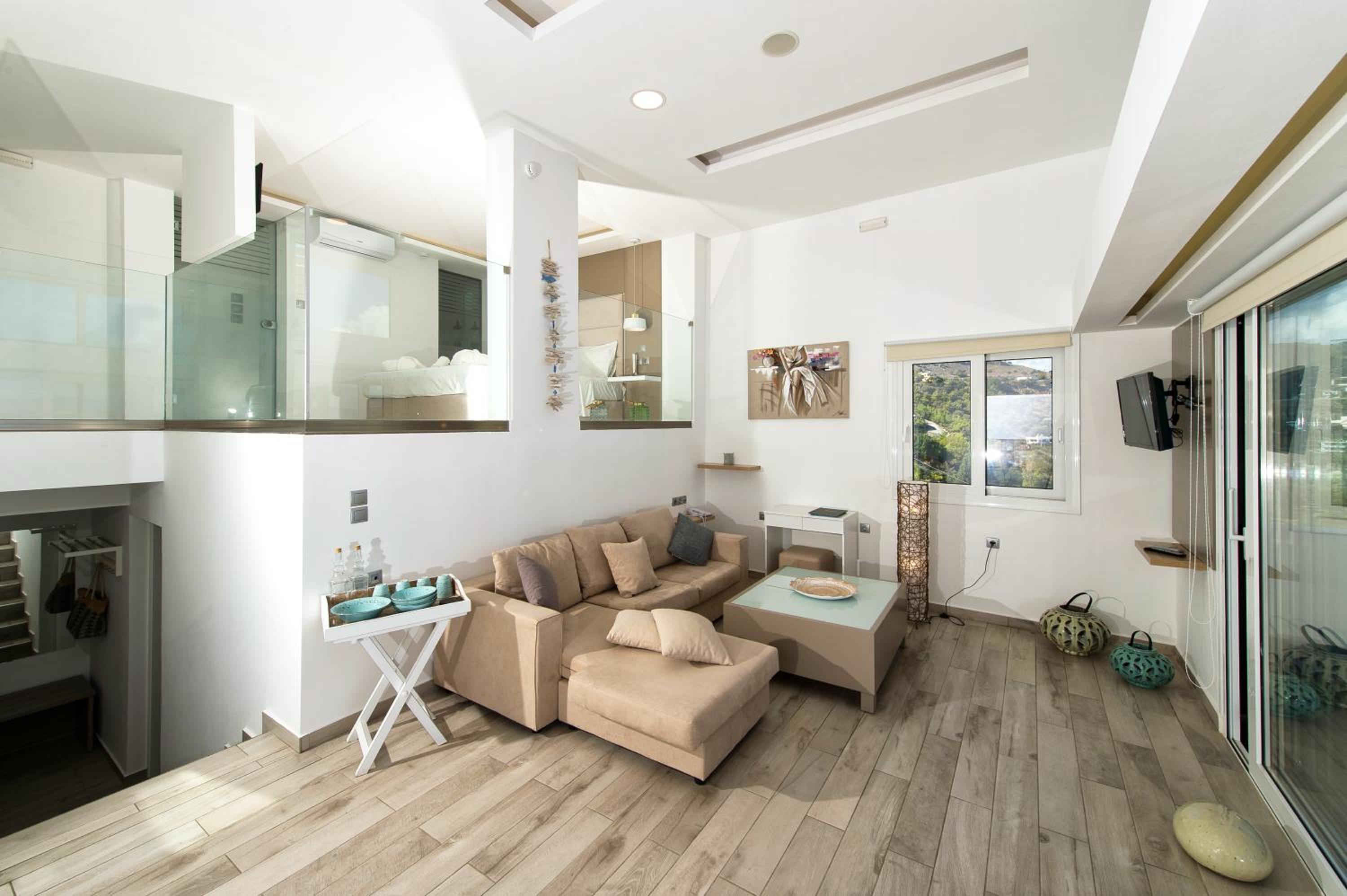 Lindian Jewel Hotel and Villas 30/50