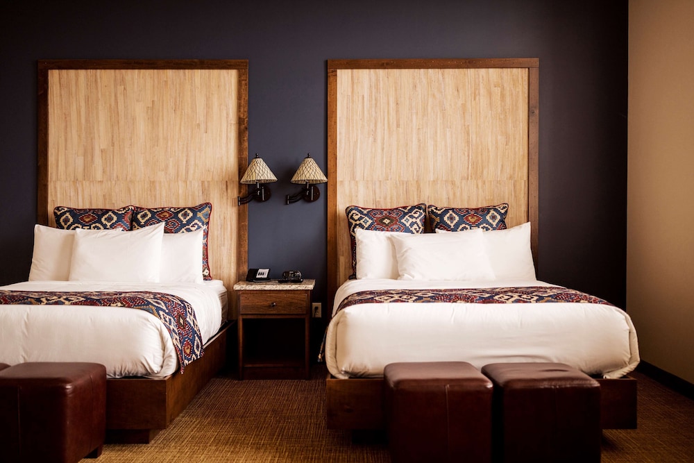 Room at Tailwater Lodge Altmar, Tapestry Collection by Hilton, Altmar - NY