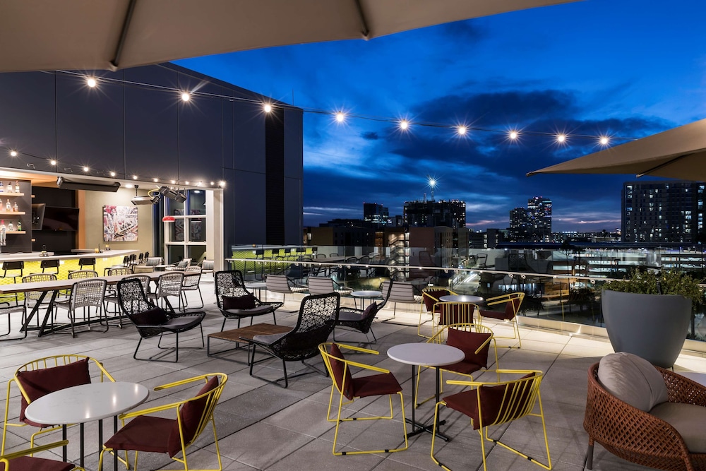 Hyatt Place Tempe/Phoenix/University 30/48