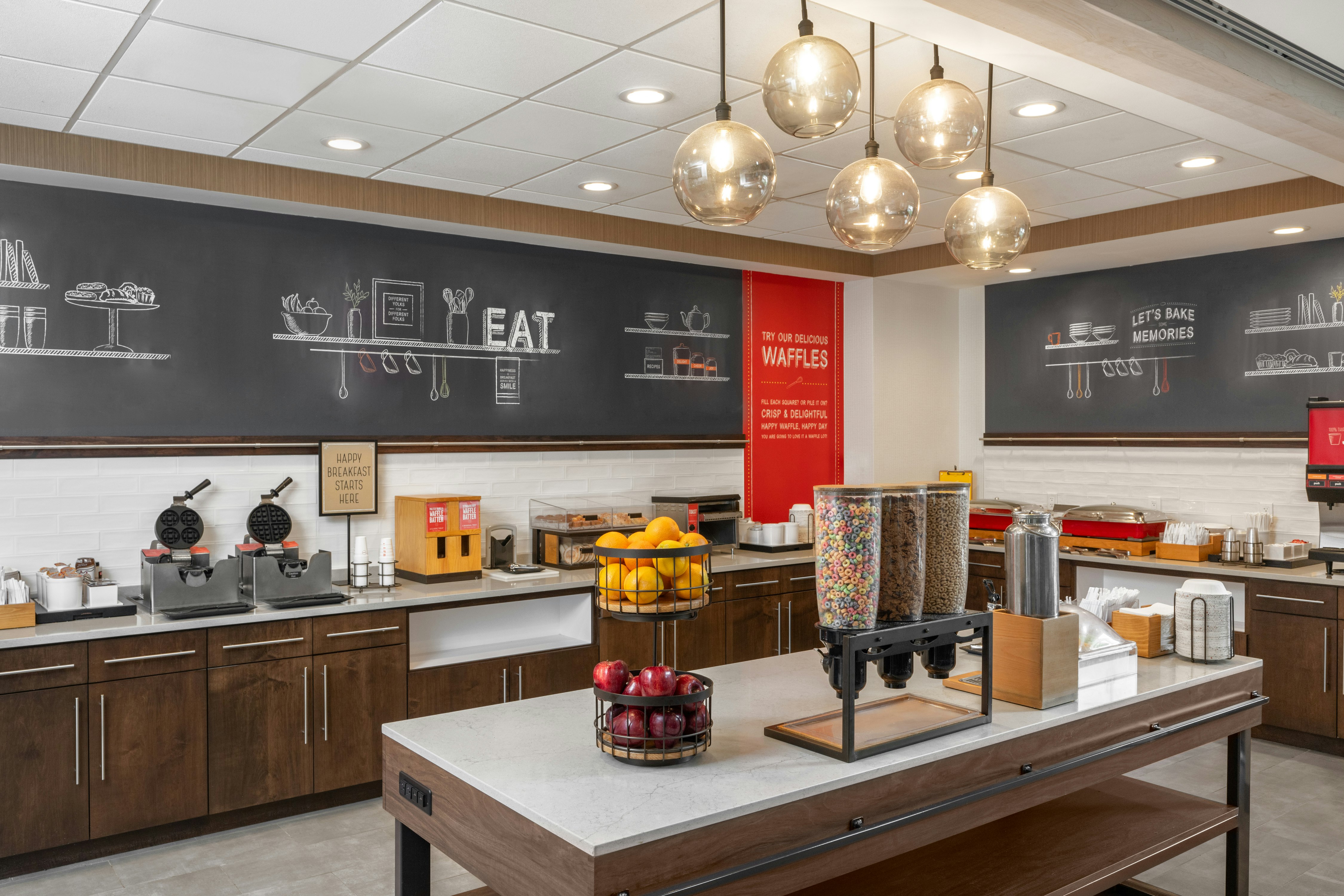 Hampton Inn & Suites Cape Cod-West Yarmouth 7/16