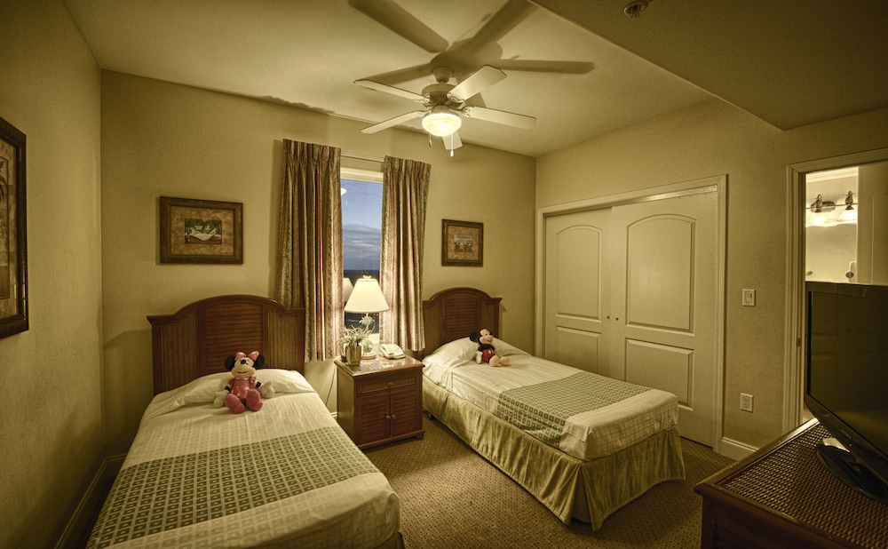 Blue Heron Beach Resort 31/70