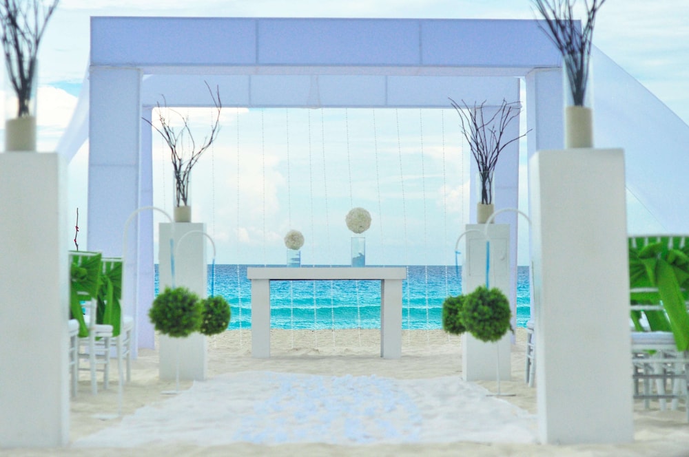 Grand Oasis Palm All Inclusive 4/49