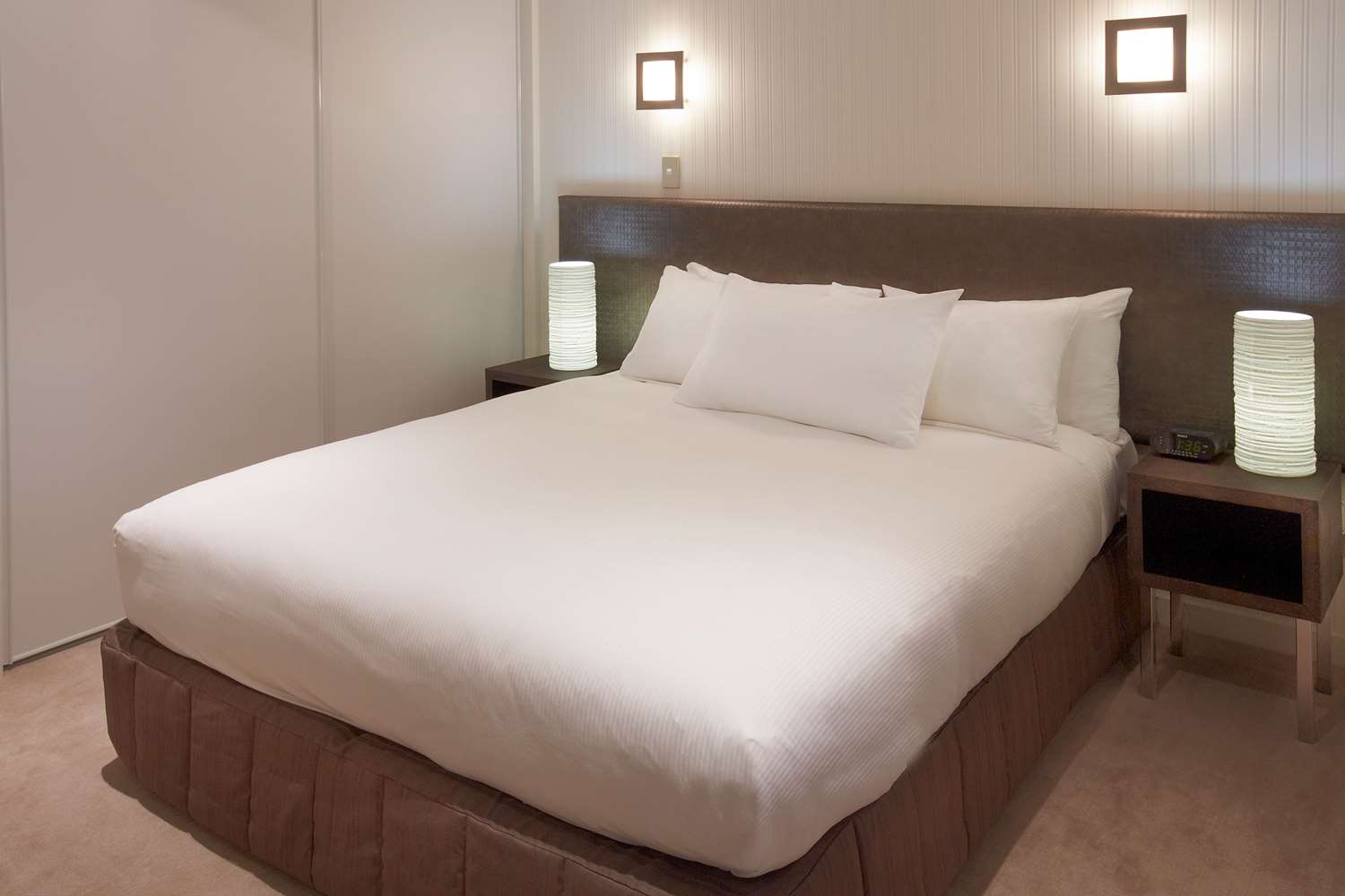 2 Bedrooms, Apartment