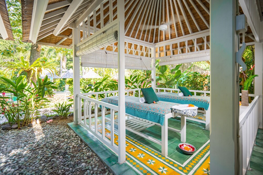 Bali Garden Beach Resort 11/69