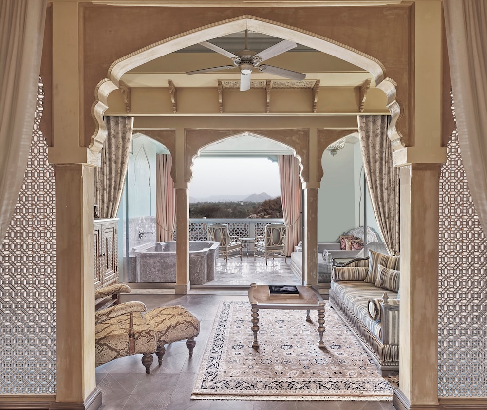 Raffles Jaipur 70/93