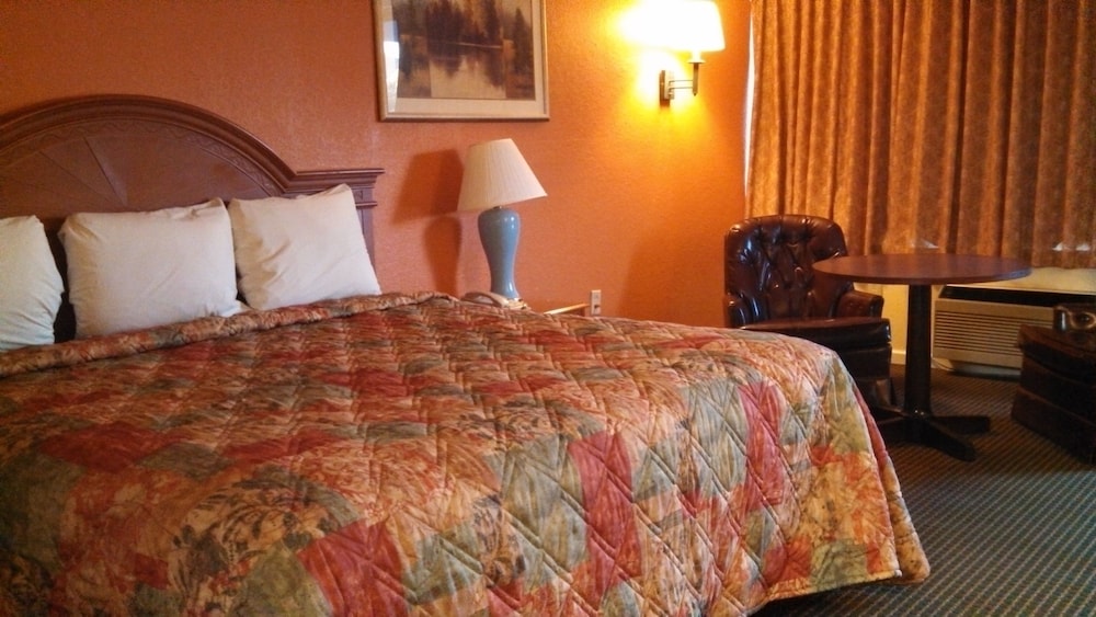 Mount Vernon Inn 10/24