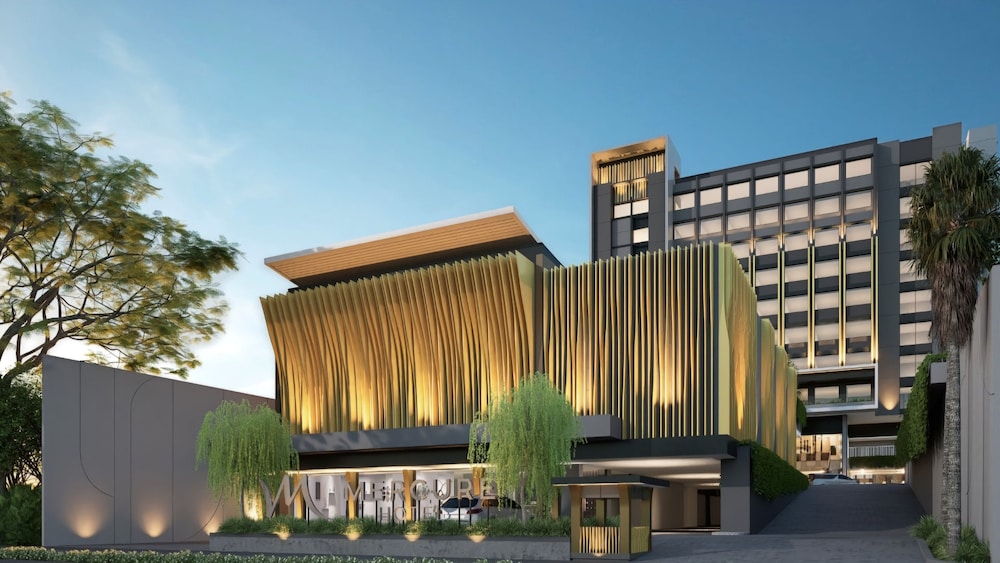 Mercure Madiun 2/41