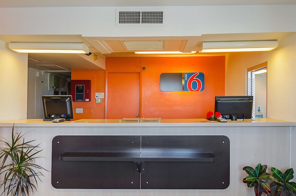 Motel6 Laramie, WY 8/52