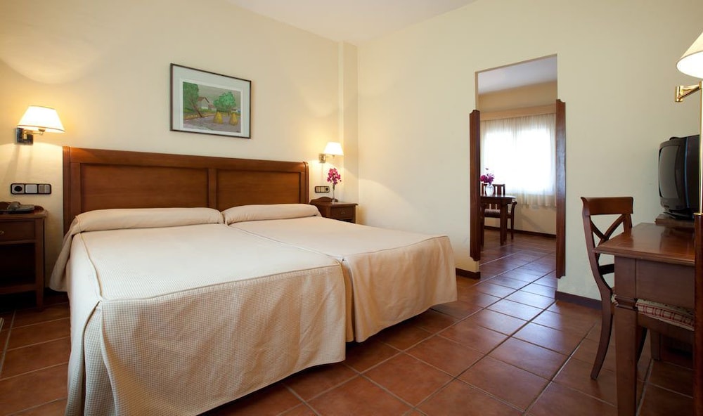 Hotel Montepiedra 12/50
