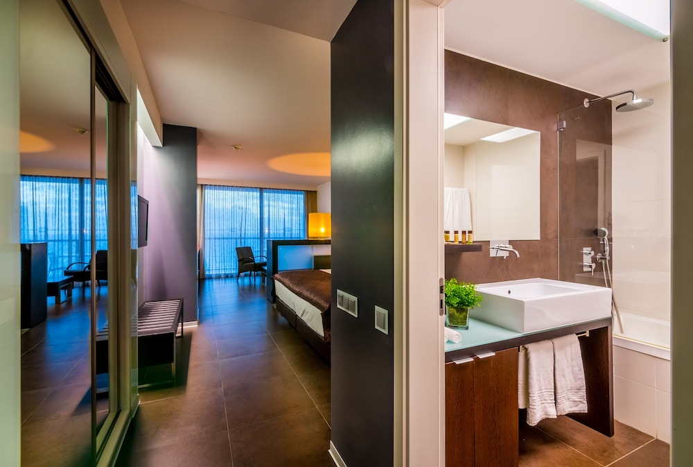 RR Hotel Da Rocha 64/74