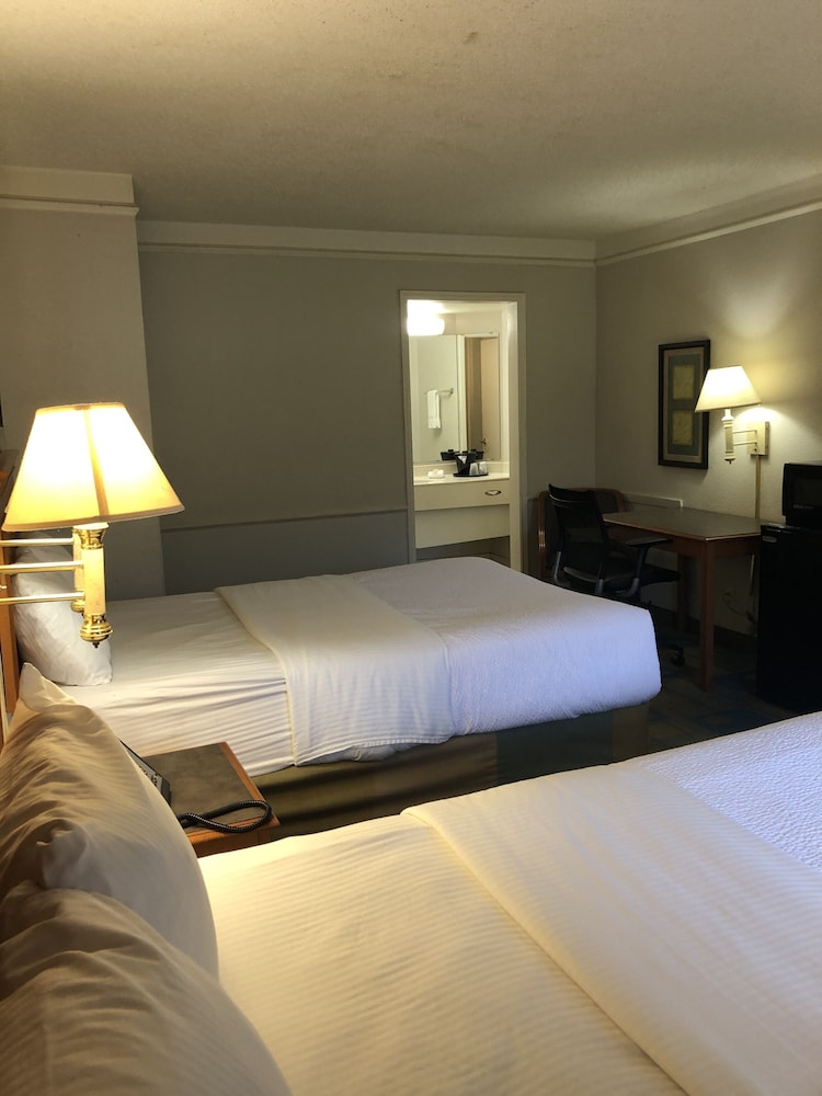 La Quinta Inn by Wyndham Austin Oltorf 7/33
