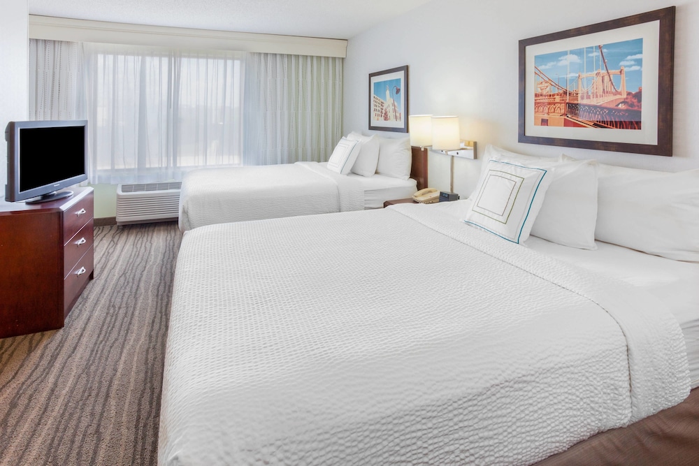 SpringHill Suites Minneapolis West/St. Louis Park 7/34