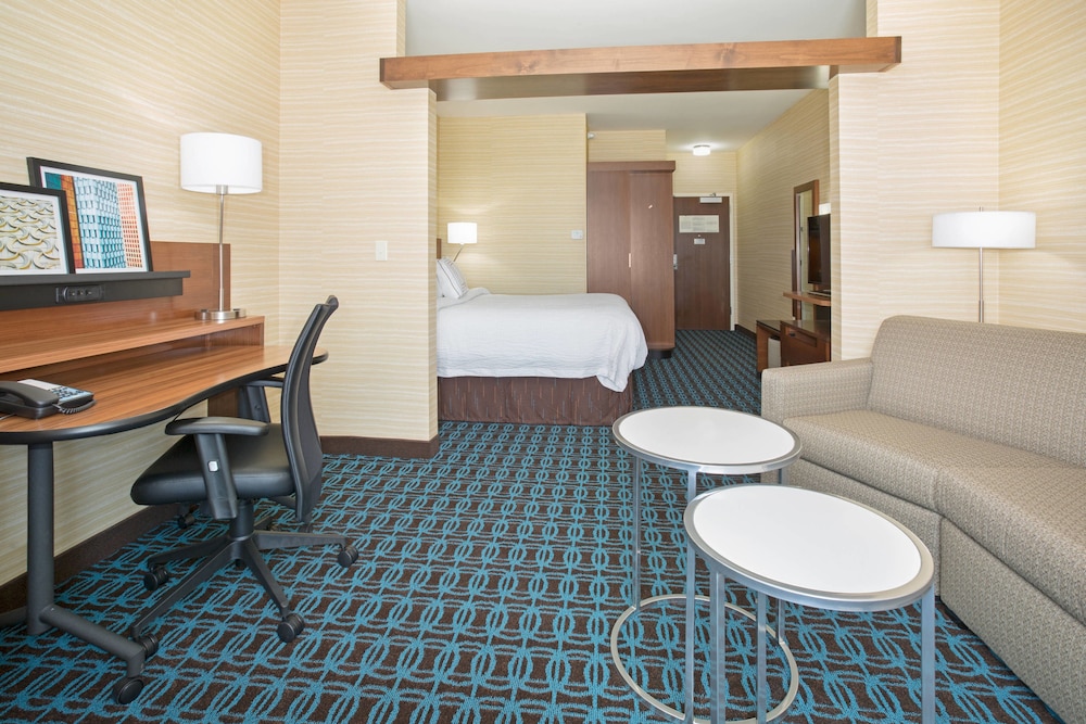 Fairfield Inn Suites Burlington 31/44