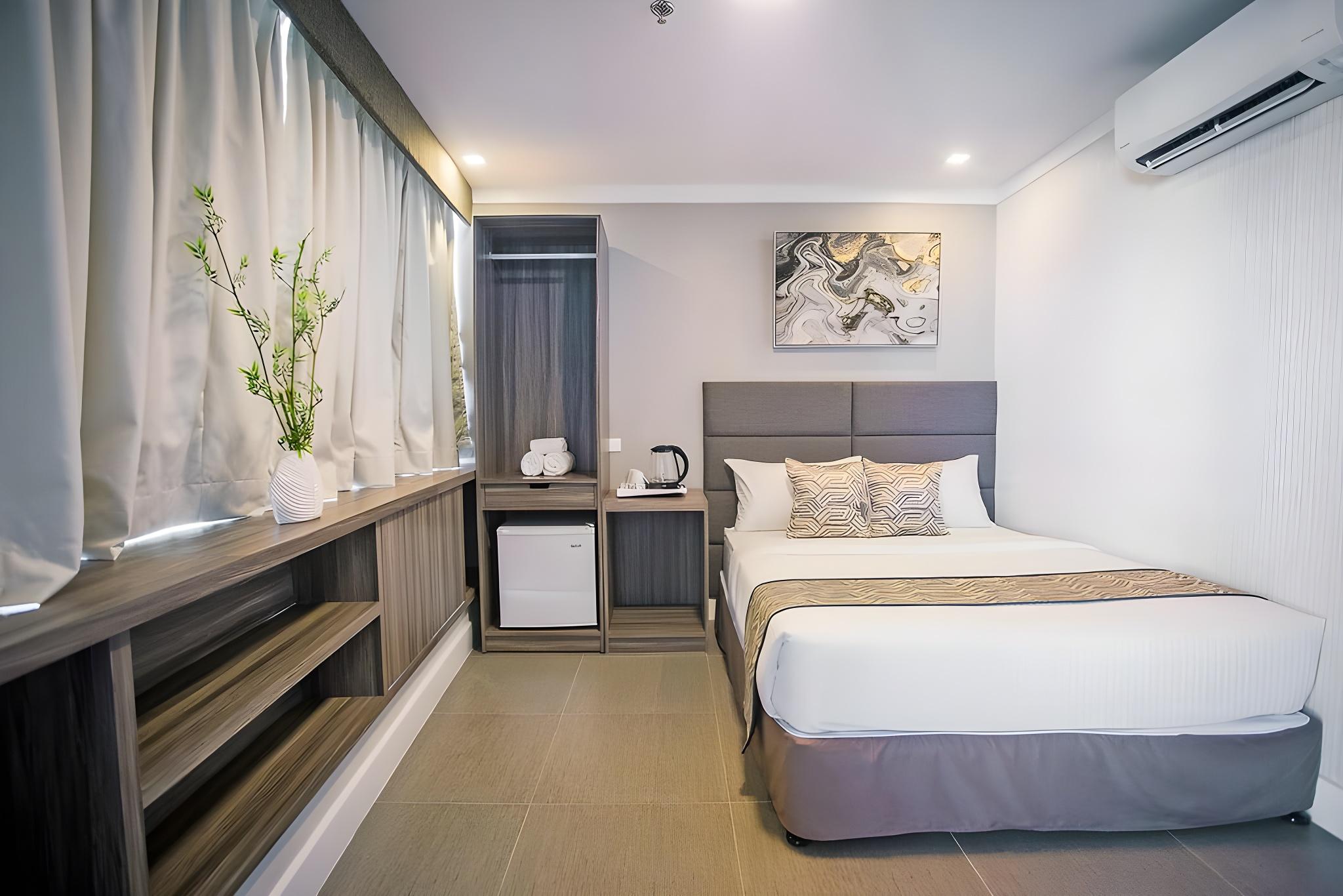 SUPERIOR, DOUBLE BED