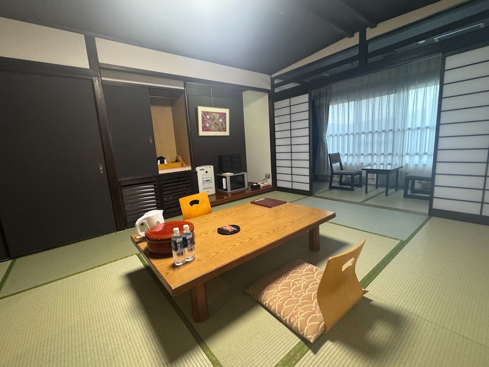 Ishicho 36/50