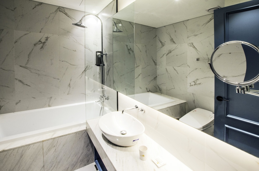 Hotel The Designers Premier Kondae 16/74