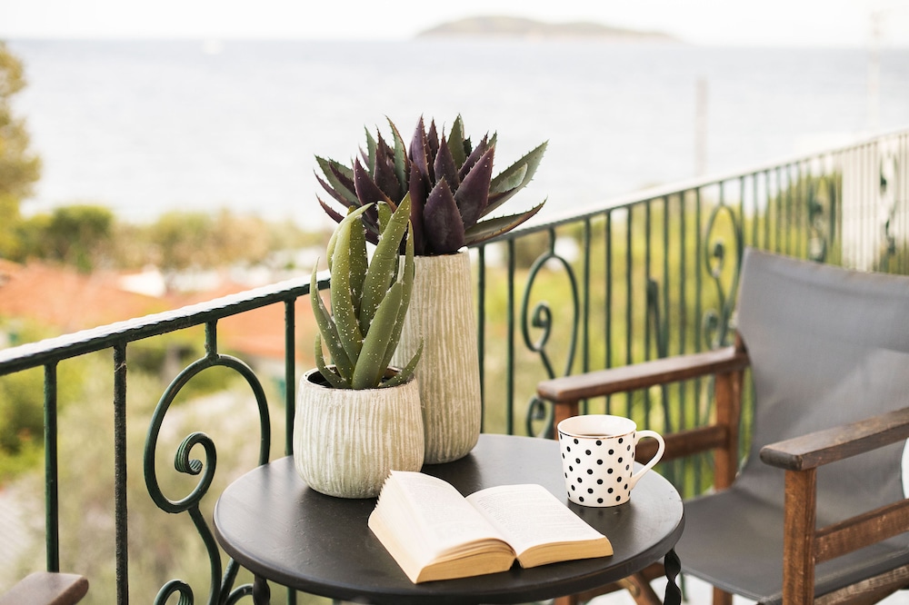 Nimfi Hotel, Skiathos 43/50