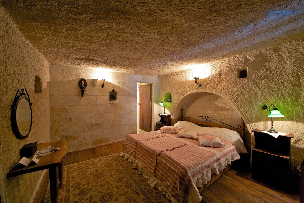 Kelebek Special Cave Hotel 35/84