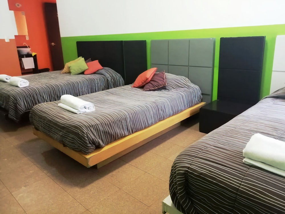 Amigo Suites Hotel 15/43