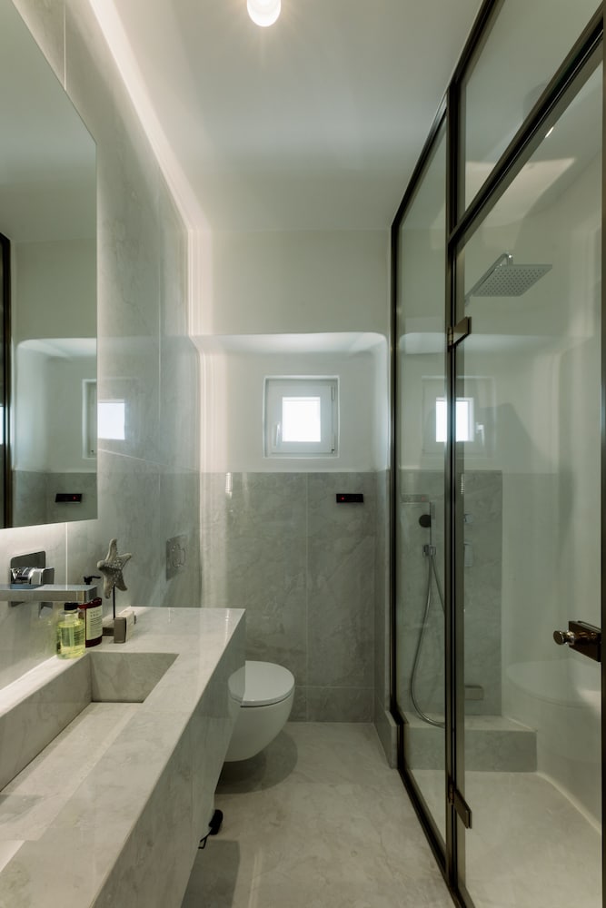 Athina Studios & Suites 49/50