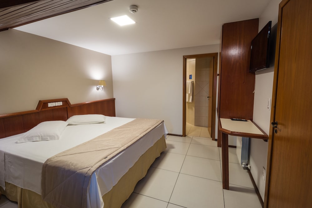 Hotel Fioreze Origem 12/68