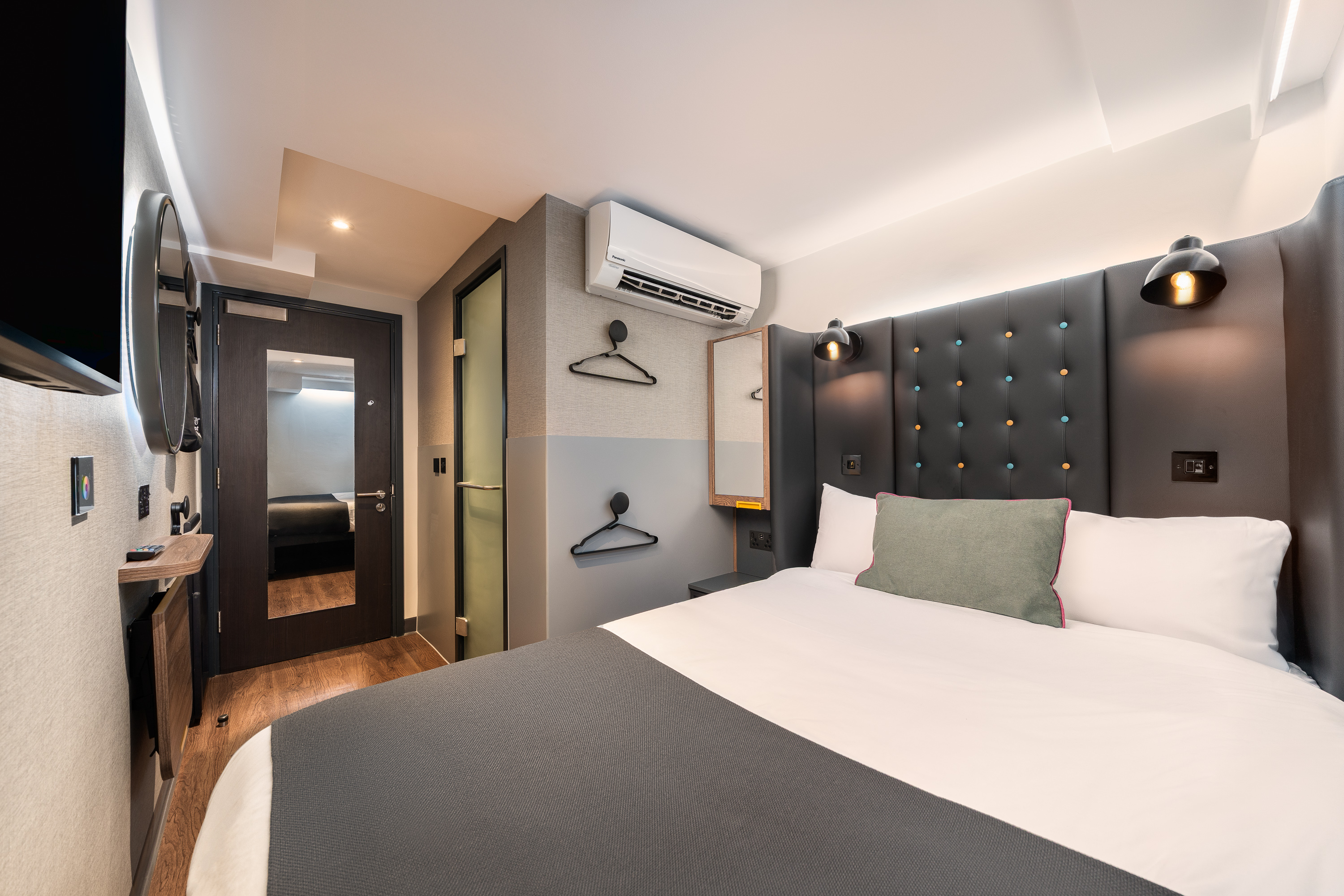 Inner, Double Bed