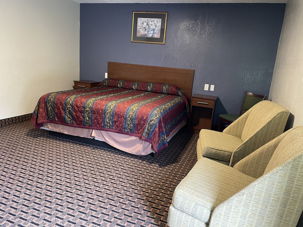 Economy Inn Gonzales 4/29