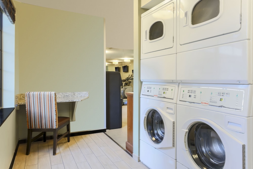 Staybridge Suites Columbus-Dublin 28/80