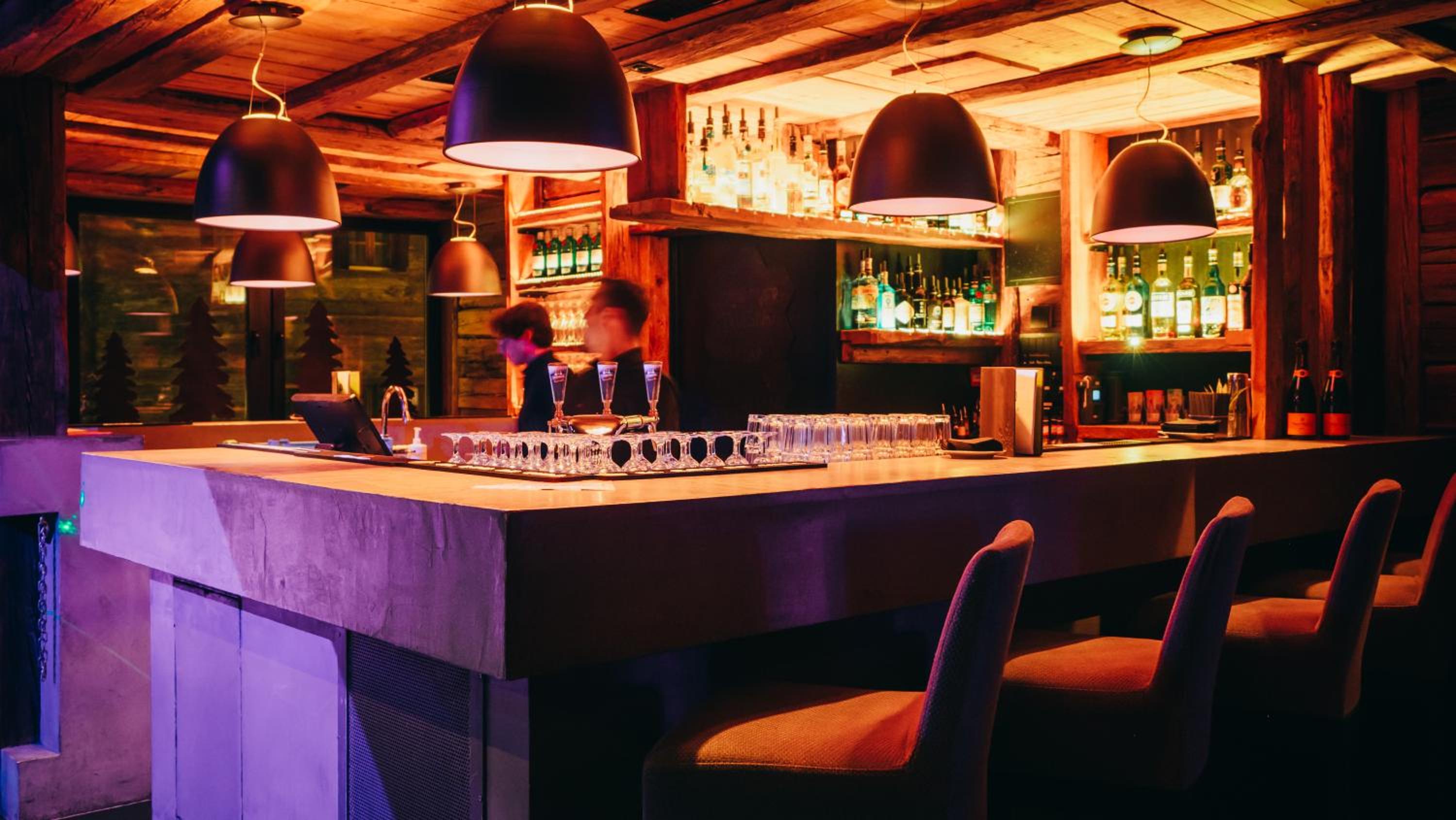 Unique Hotel Post 19/24