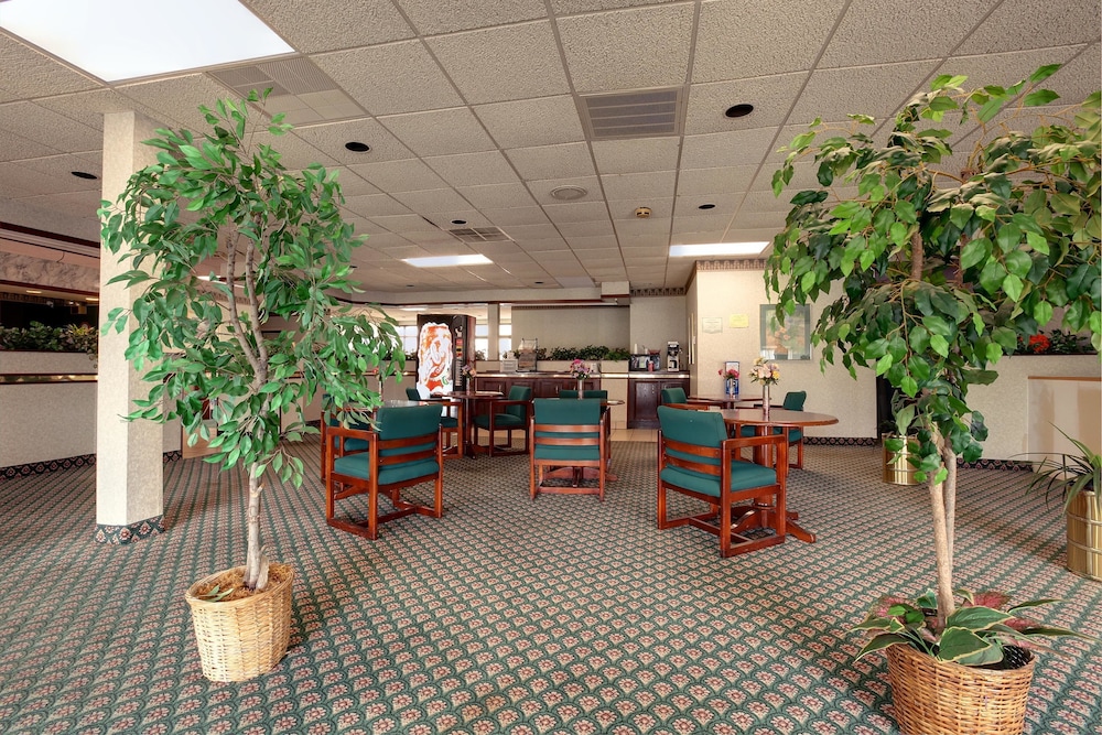 Americas Best Value Inn Marshall 6/18