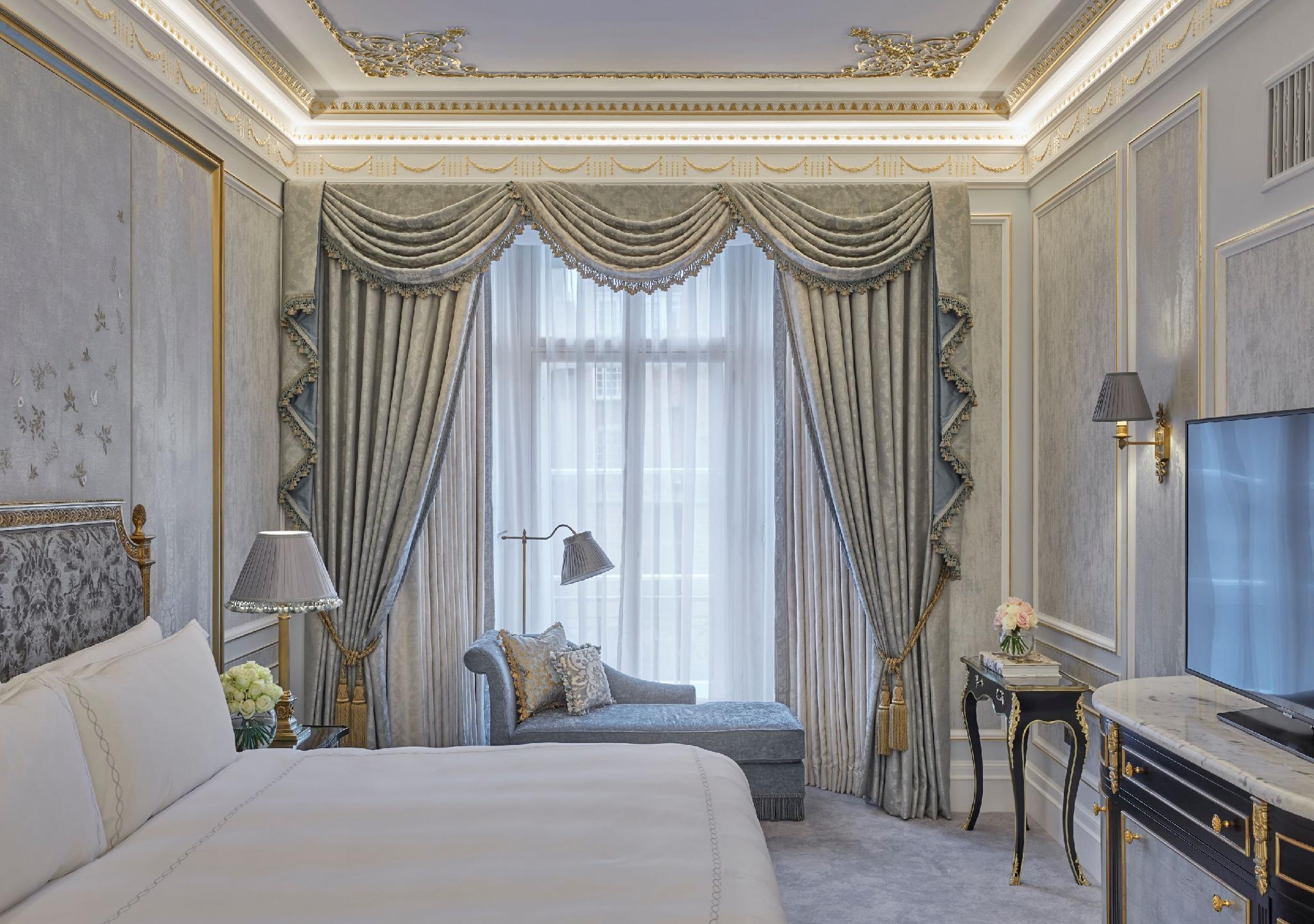 Mayfair, Suite, King Bed