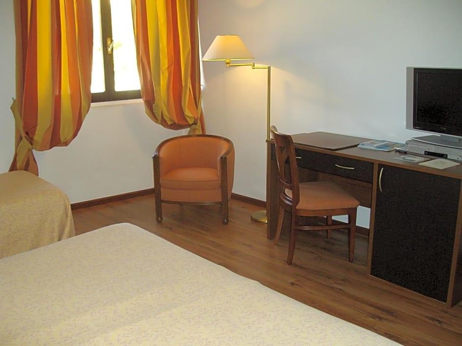 HOTEL BEL SIT 36/50