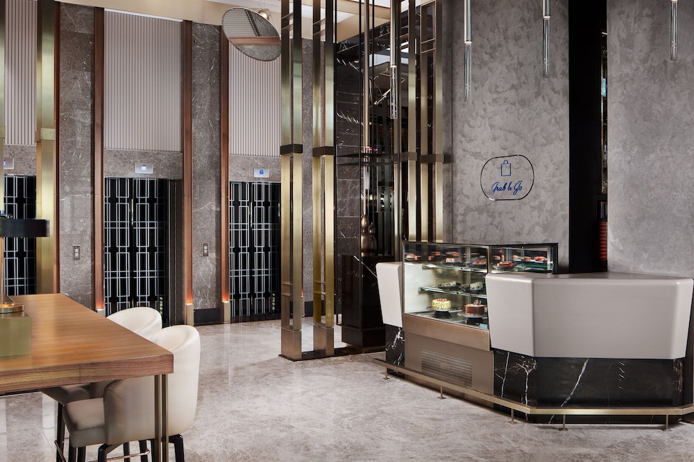 Delta Hotels By Marriott Istanbul Levent 10/70