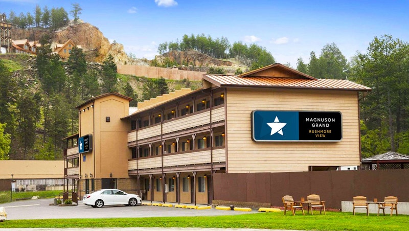 Magnuson Grand Rushmore View Extravelodge Mt Rushmore Keystone 4/12