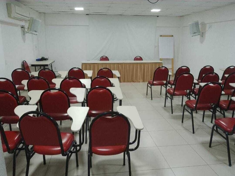 Hotel Linhatur 27/31