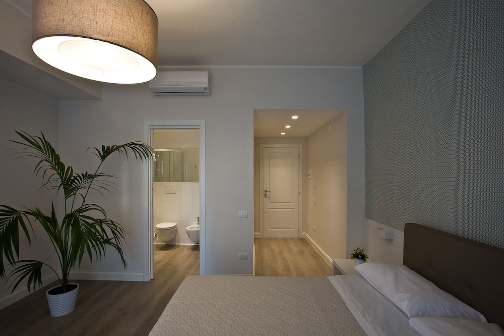 Domus Roma 30/30