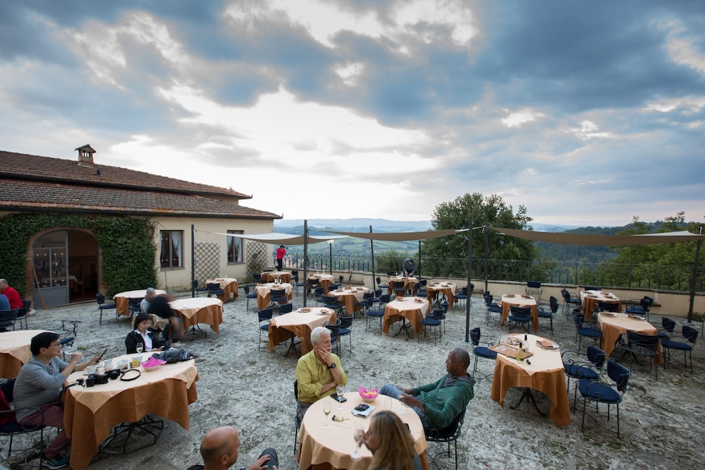 VIlla San Lucchese 44/56
