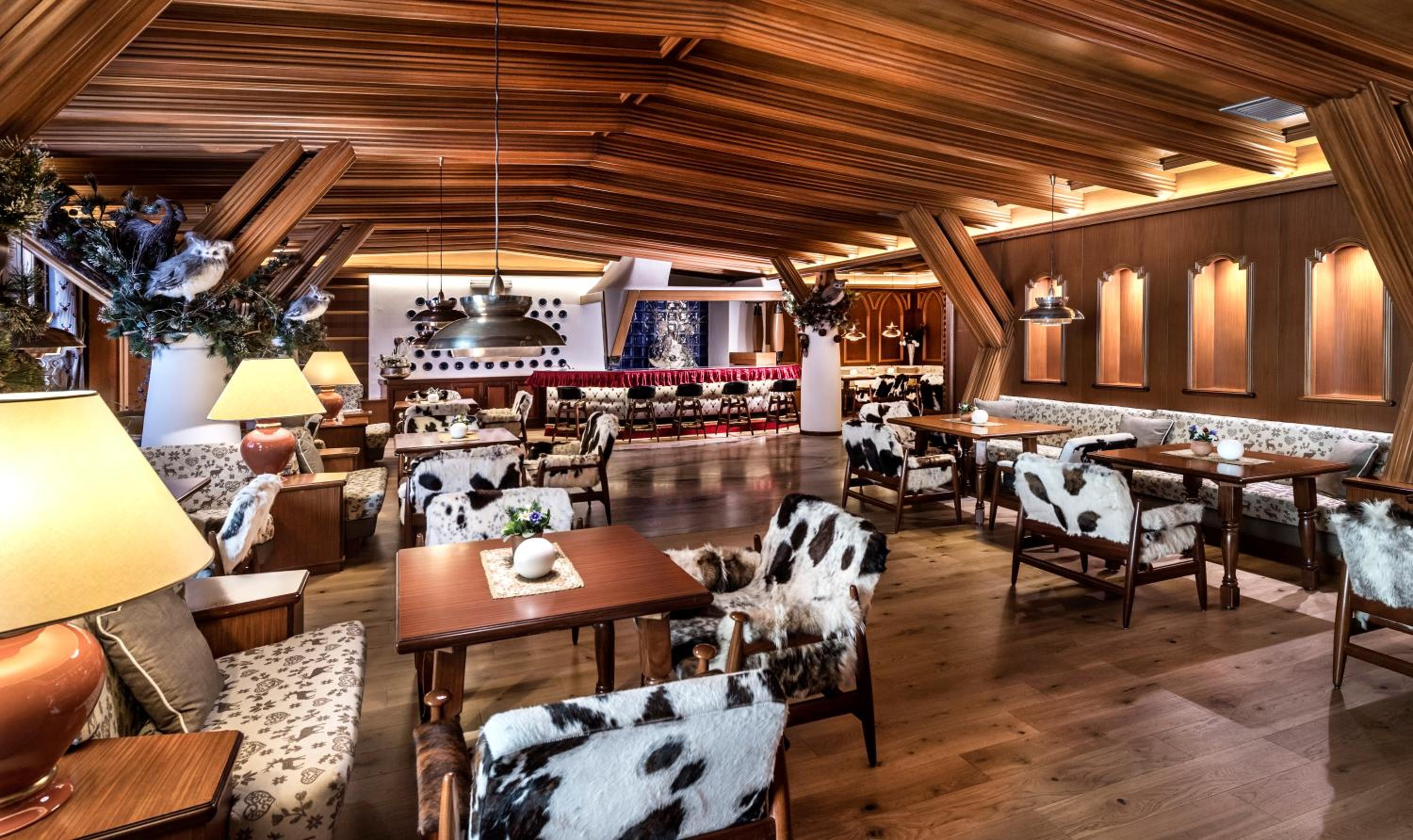 ALPEN HOTEL CORONA 45/58