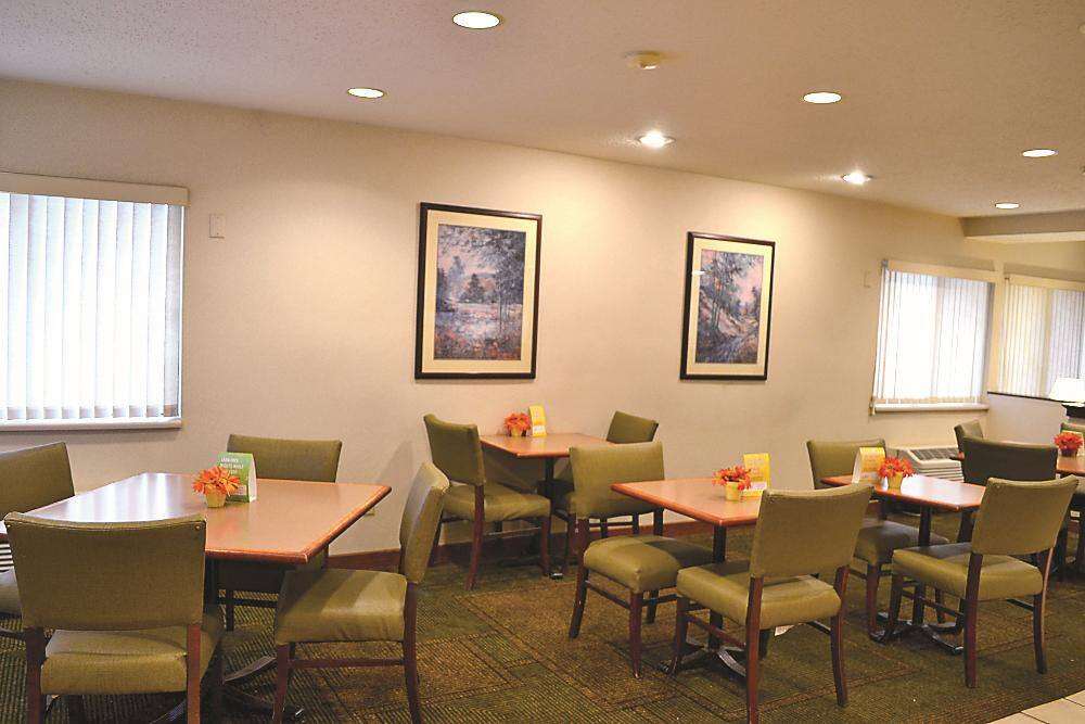 Days Inn by Wyndham Pleasant Prairie Kenosh 40/55