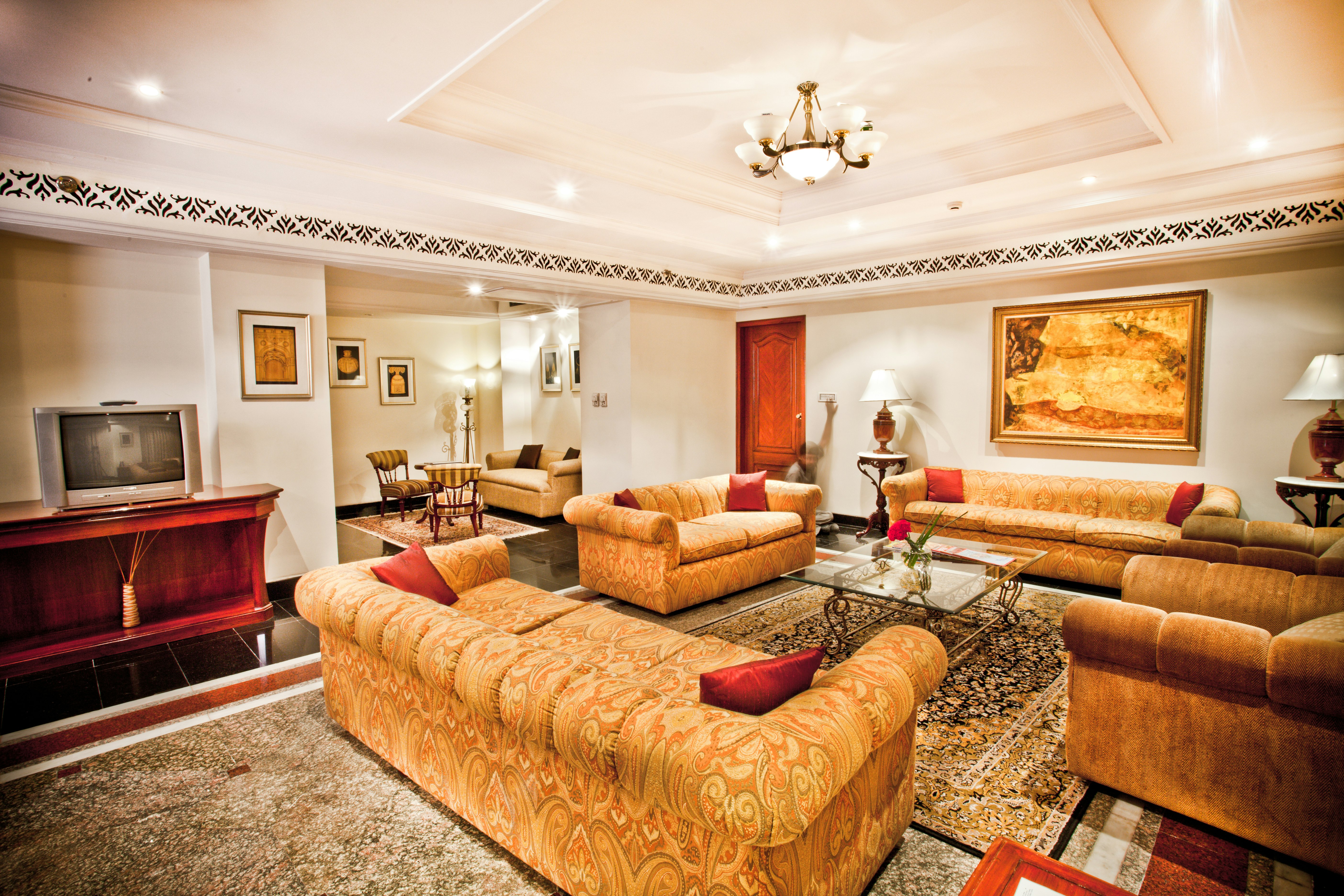 TAJ DECCAN 50/82
