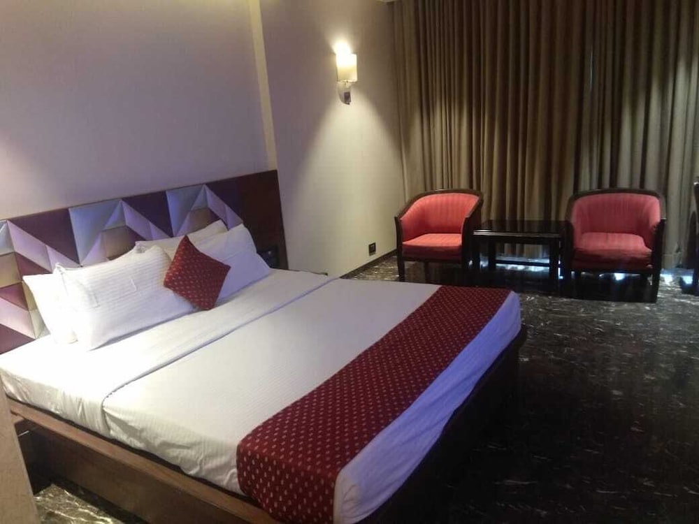 STANDARD, DOUBLE BED, SMOKING
