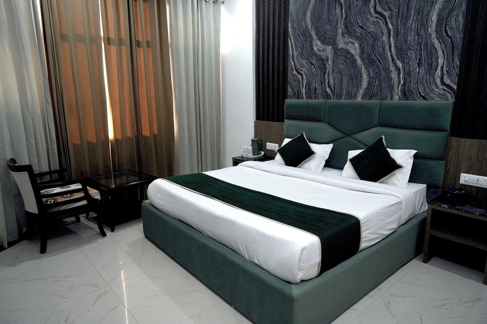 HOTEL BHAWANI INTERNATIONAL 19/45