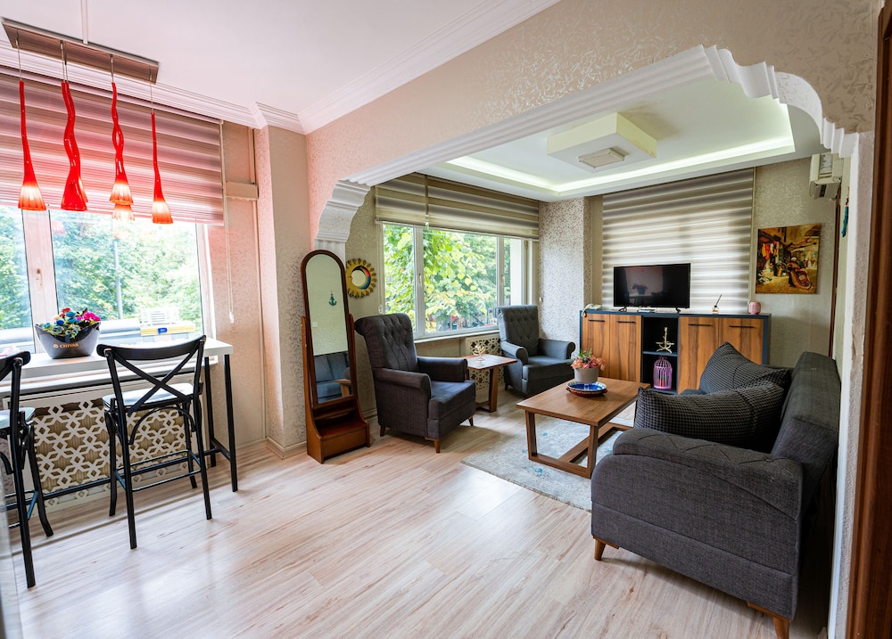 Evin Suit Hotel 32/50