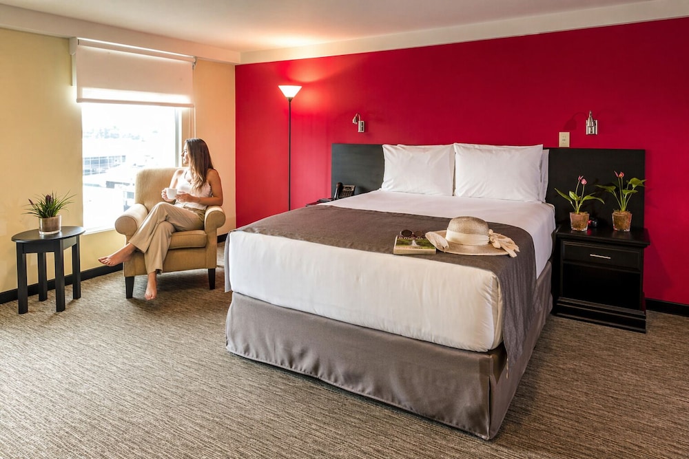 SUPERIOR, DOUBLE BED