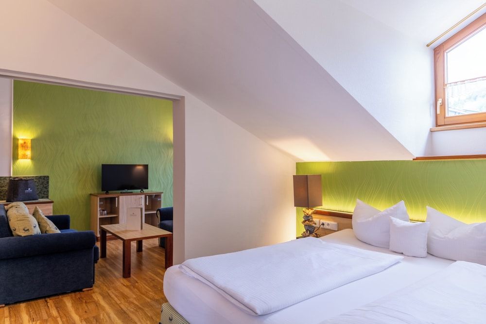 Königshof Hotel Resort 5/71