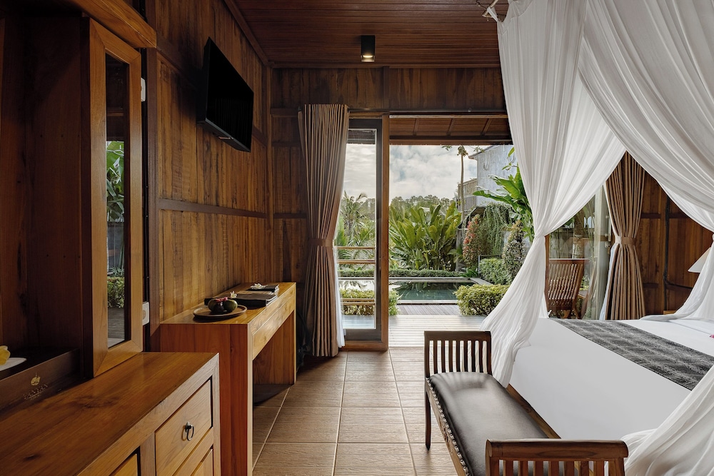 1 Bedroom, Pool, Wooden, Villa, Double Bed, Valley View، Yanyan Resort Ubud 5/10