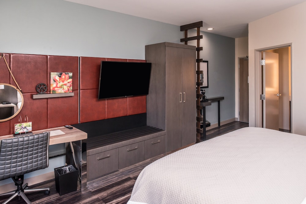 HOTEL INDIGO FRISCO 22/80
