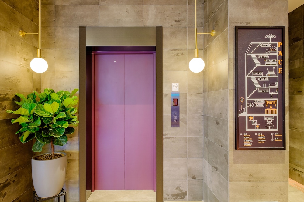 PACE HOTEL Suzhou Guanqian Branch 24/45