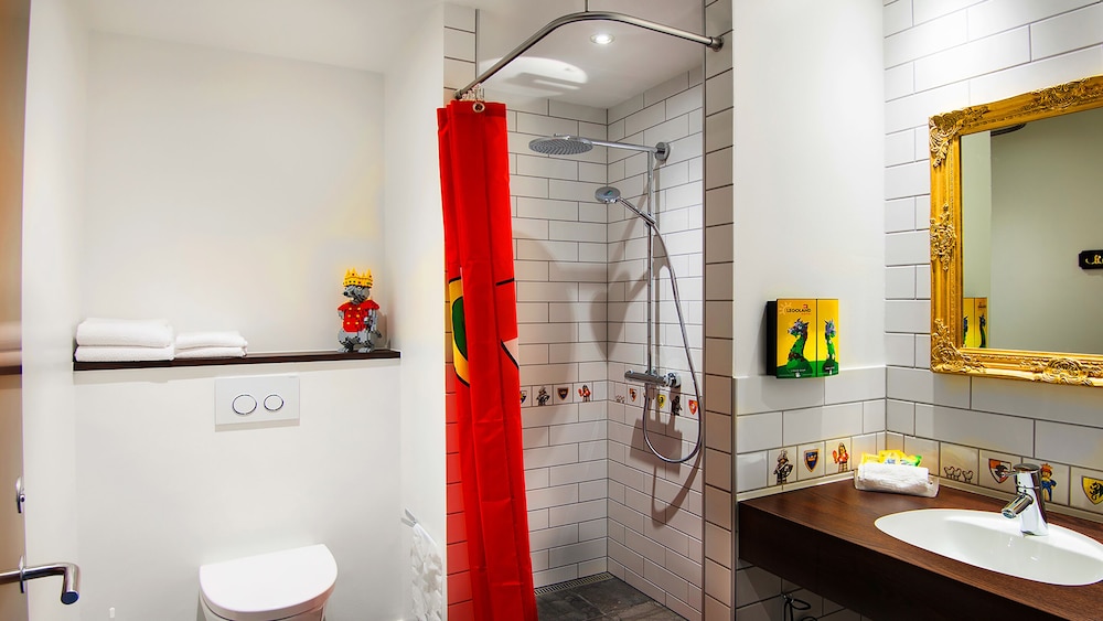 Legoland hotel 70/75